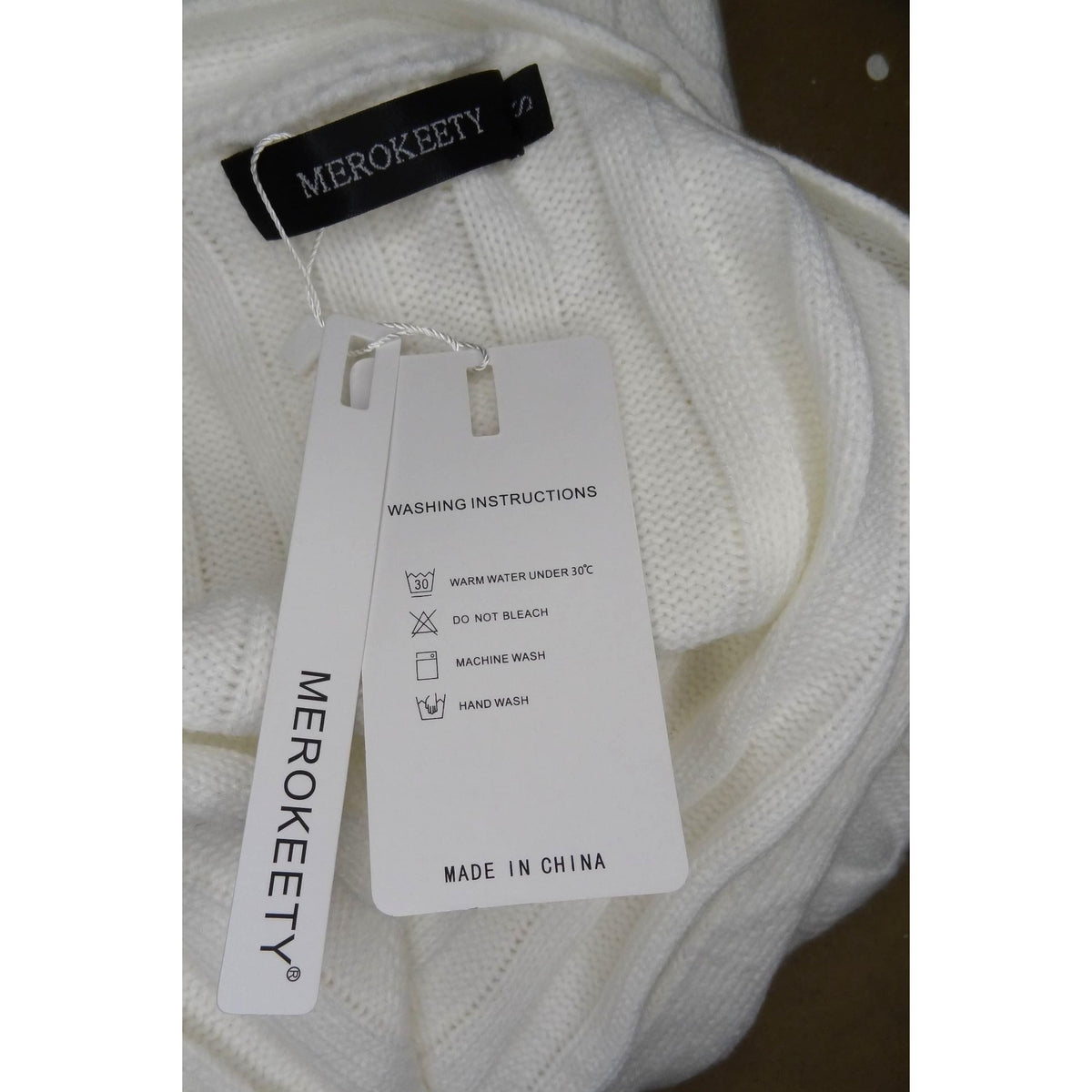 Merokeety Women's White Button Up V Collar Cardigan Sweater Sz S - NWT