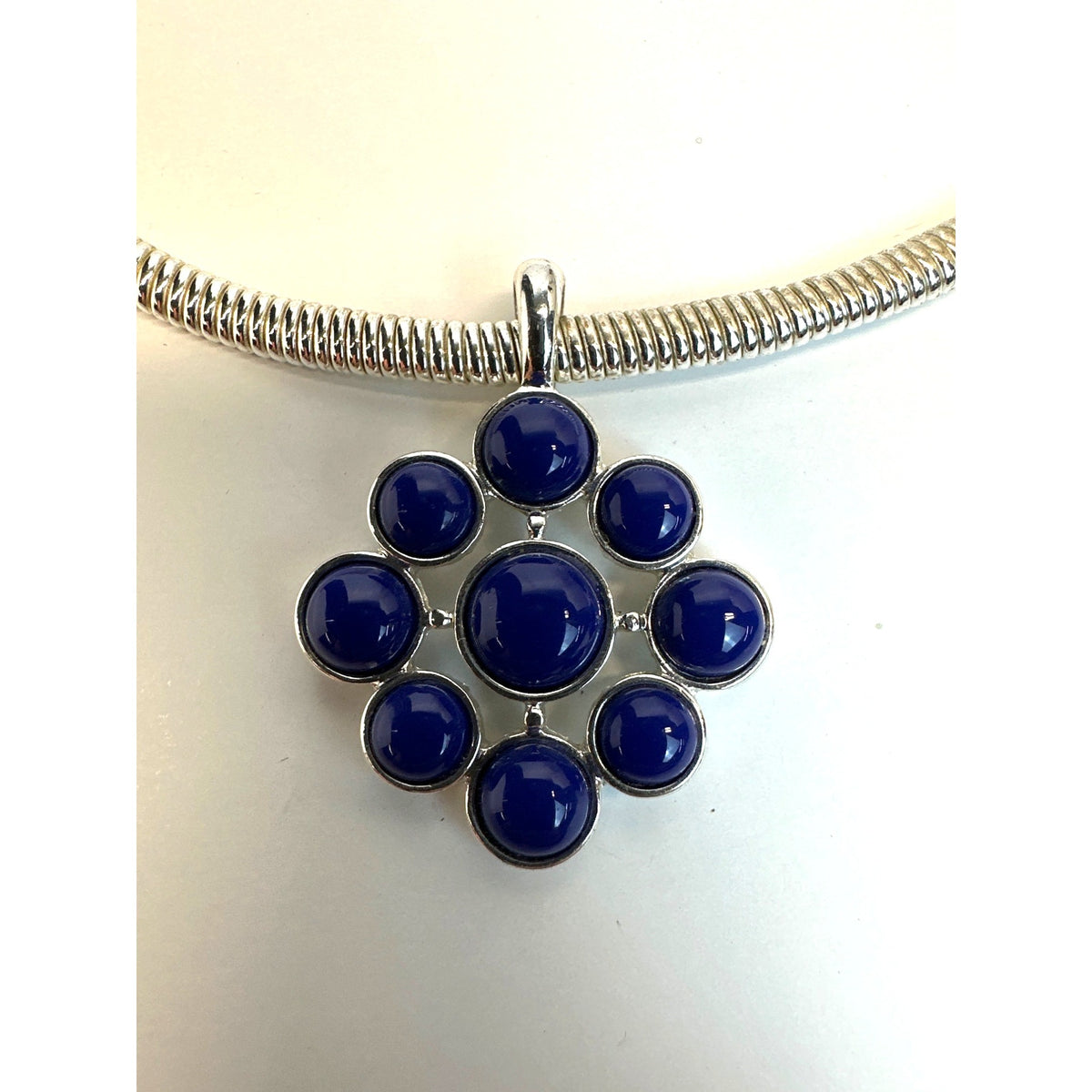 Liz Claiborne Silver Tone Omega Chain Necklace with Blue Pendant - 18in