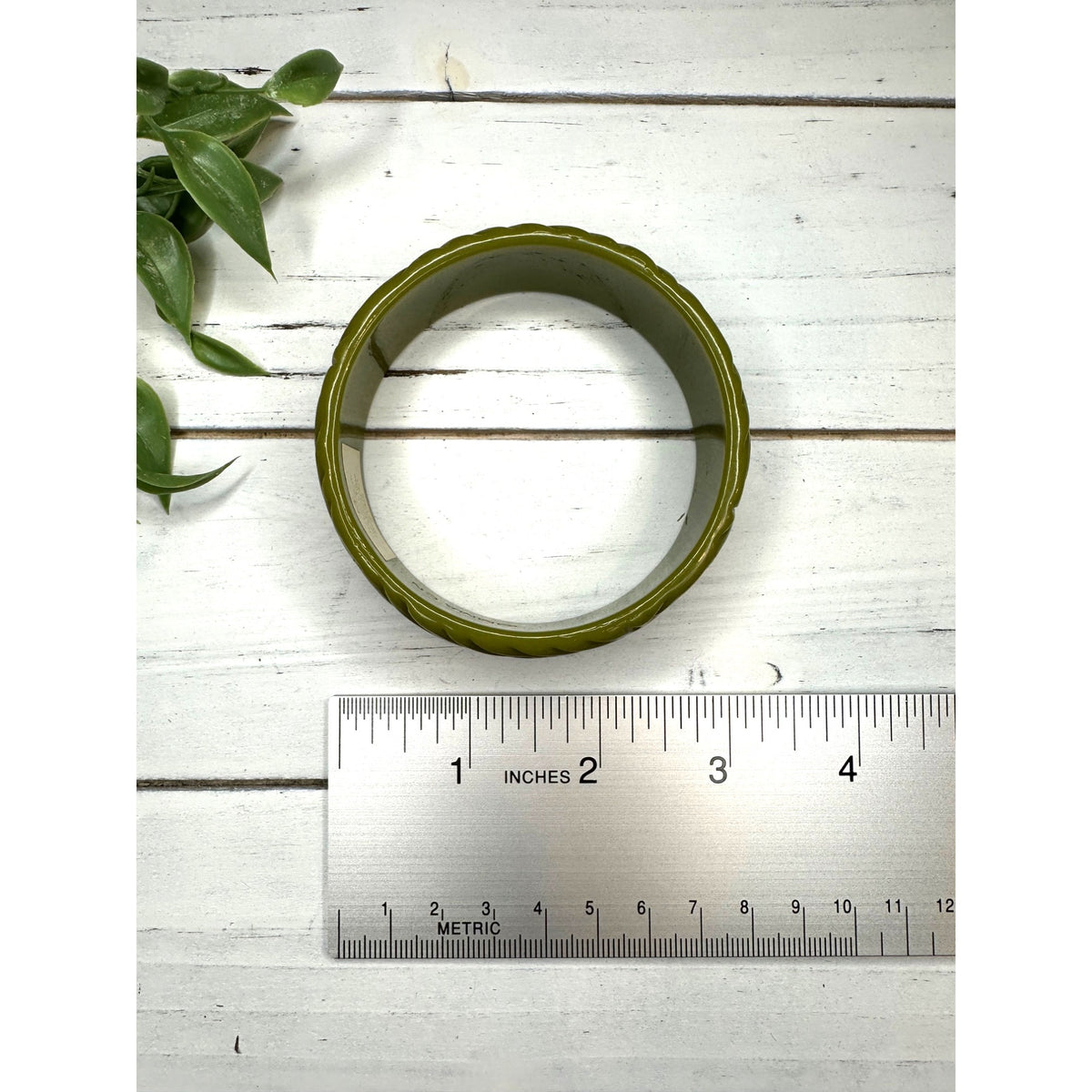 MMA CN Signed Vintage Green Leafy Bracelet