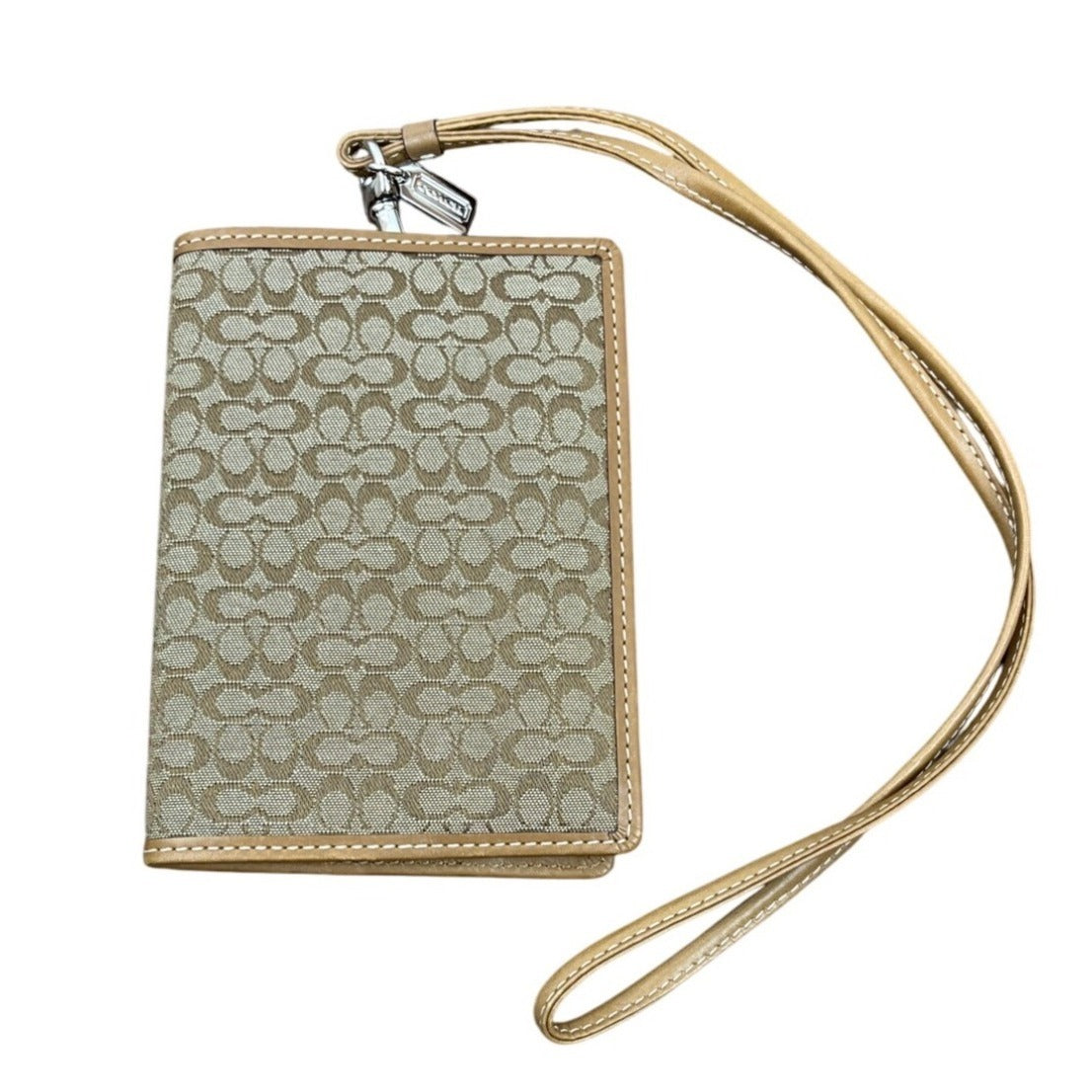 Coach Signature Khaki Doe Lanyard With Detachable Strap Women’s ID Card Holder