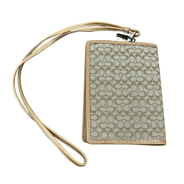 Coach Signature Khaki Doe Lanyard With Detachable Strap Women’s ID Card Holder