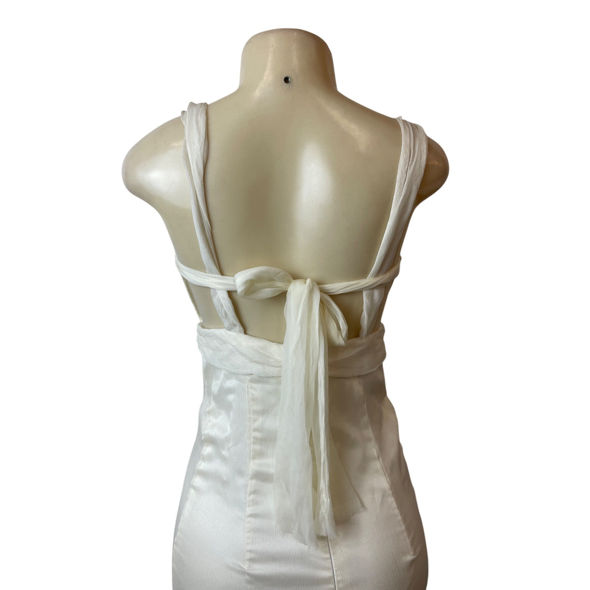 Winnie Couture Elegant White Sleeveless Draped Evening Gown With Train Sz 6