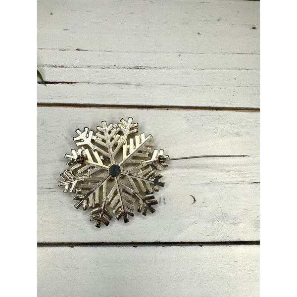 Vintage Silver Tone Snowflake Christmas Brooch Pin with Rhinstones