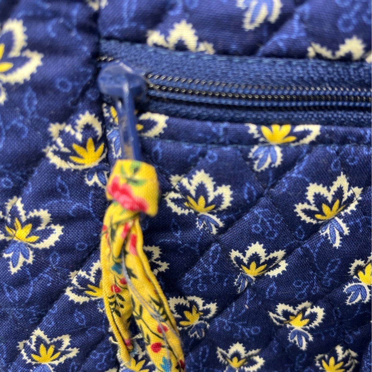 Vera Bradley Women's Maison Blue Floral Garment Bag Sz L