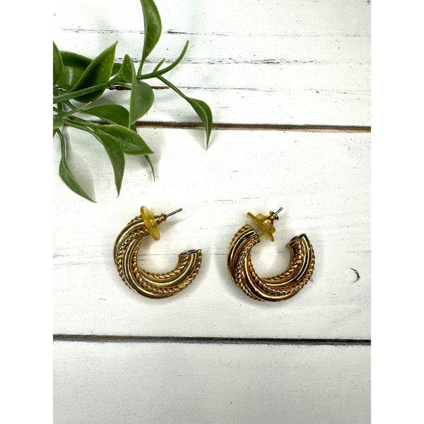 Vintage Gold Tone Small Hoop Earrings