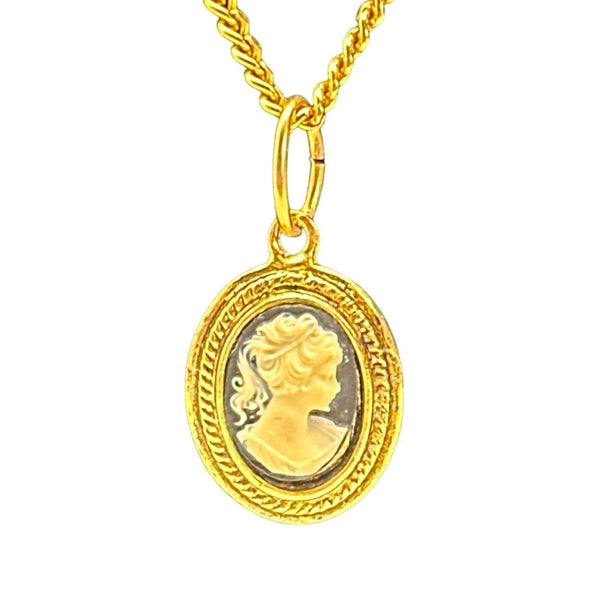 Vintage Women's Gold Tone Victorian Cameo Pendant Chain Necklace - 24in