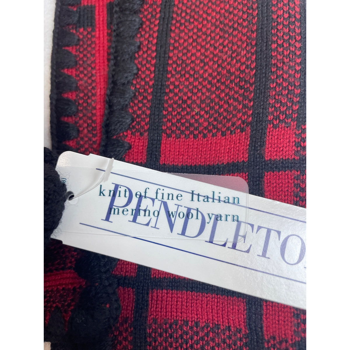 Unisex One Size Pendleton Red and Black Plaid Scarf New