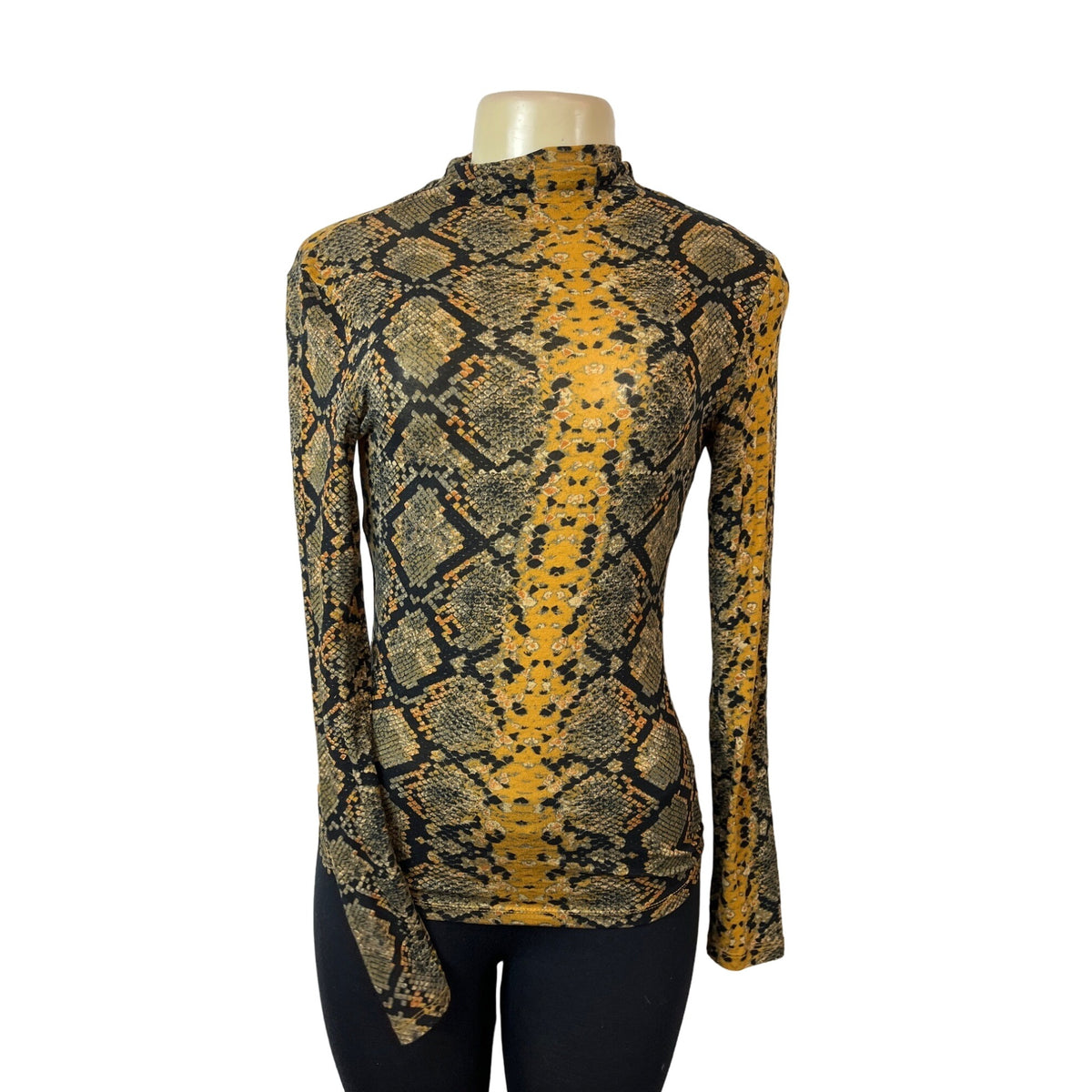 Leith Women's Snake Print Long Sleeve Turtle Neck Sz S