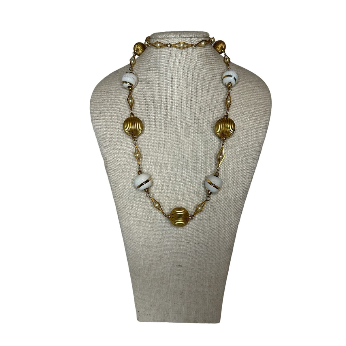 Vintage Gold Tone and Silver Tone Beaded Necklace