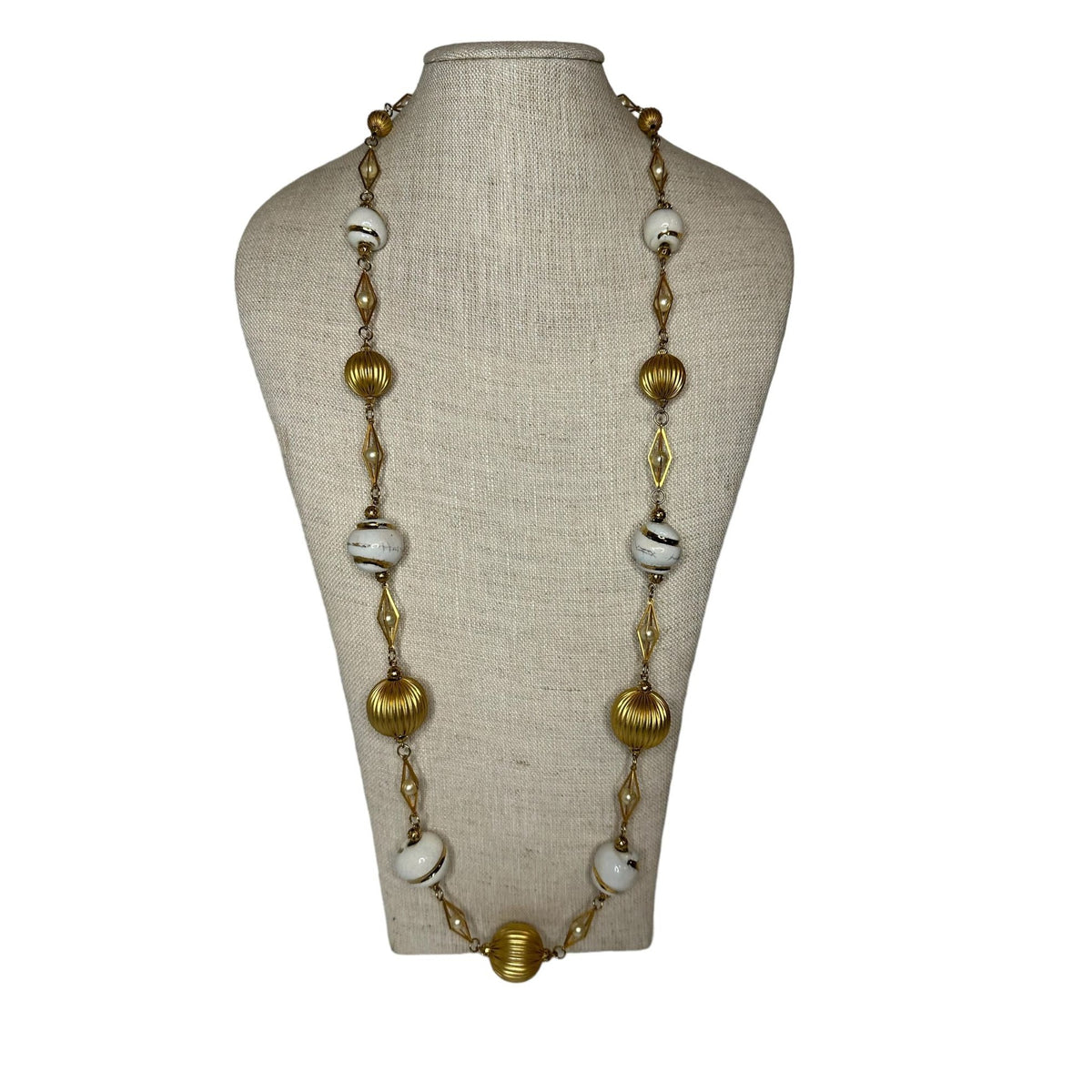 Vintage Gold Tone and Silver Tone Beaded Necklace