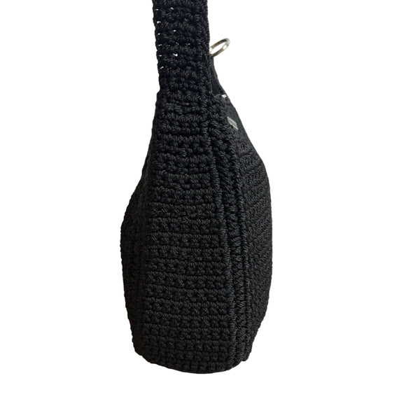 The Sak Women's Black Knitted Crochet Shoulder Bag With Zipper Closure Sz M