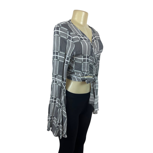 Audrey 3+1 Womens Black & White Tartan Long Sleeve Wrap Crop Top Sz S - New