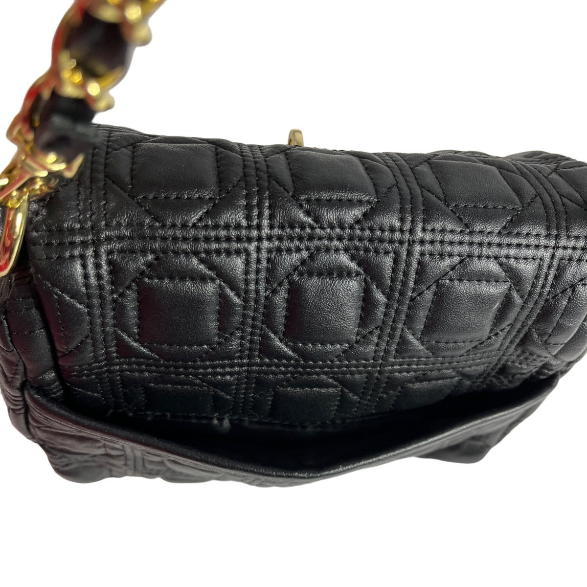 Paradox Women's Black Quilted Faux Leather With Gold Tone Accents Handbag Sz S