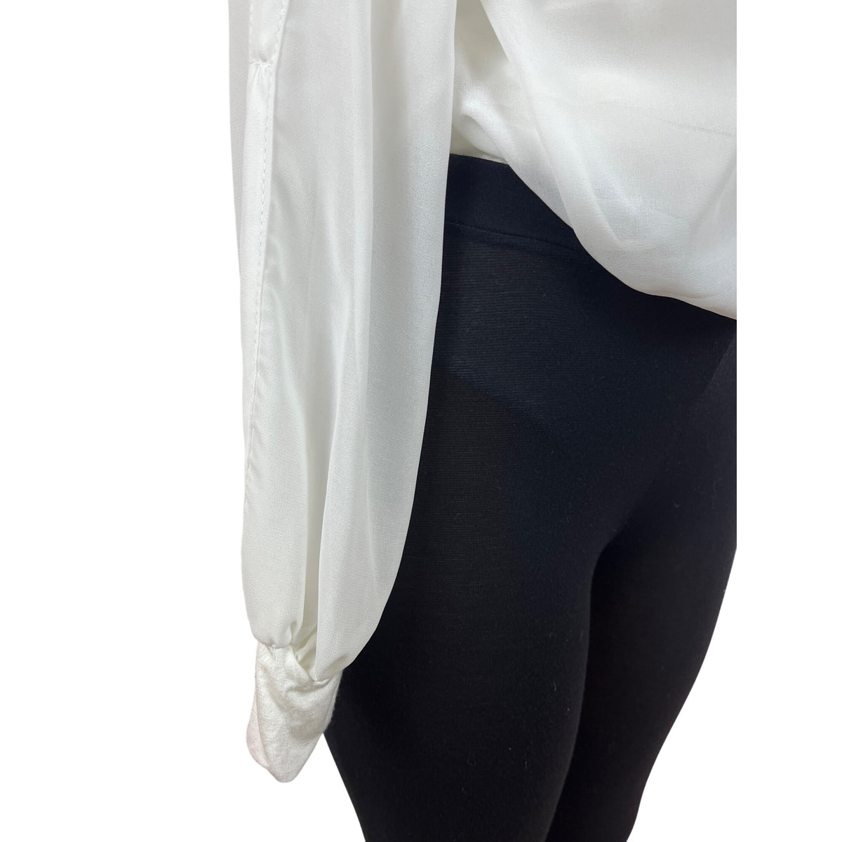 Arden B. Womens Long Sleeve V-Neck White Drape Top Sz S