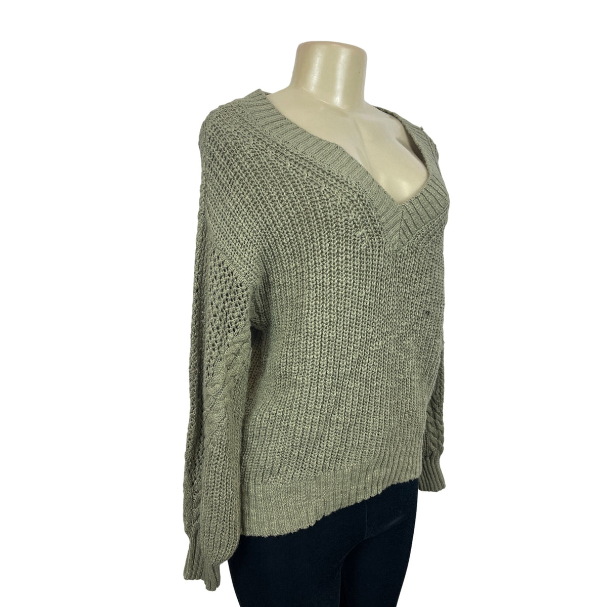 American Eagle Women’s Green Outfitters V-Neck Pullover Sweater Sz XS - NWT